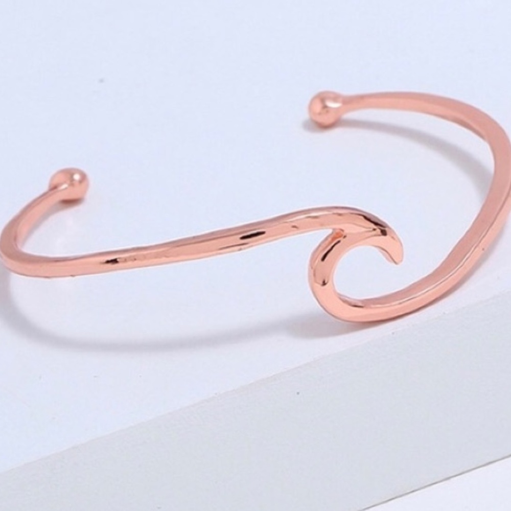 Rose Gold Wave Bracelet